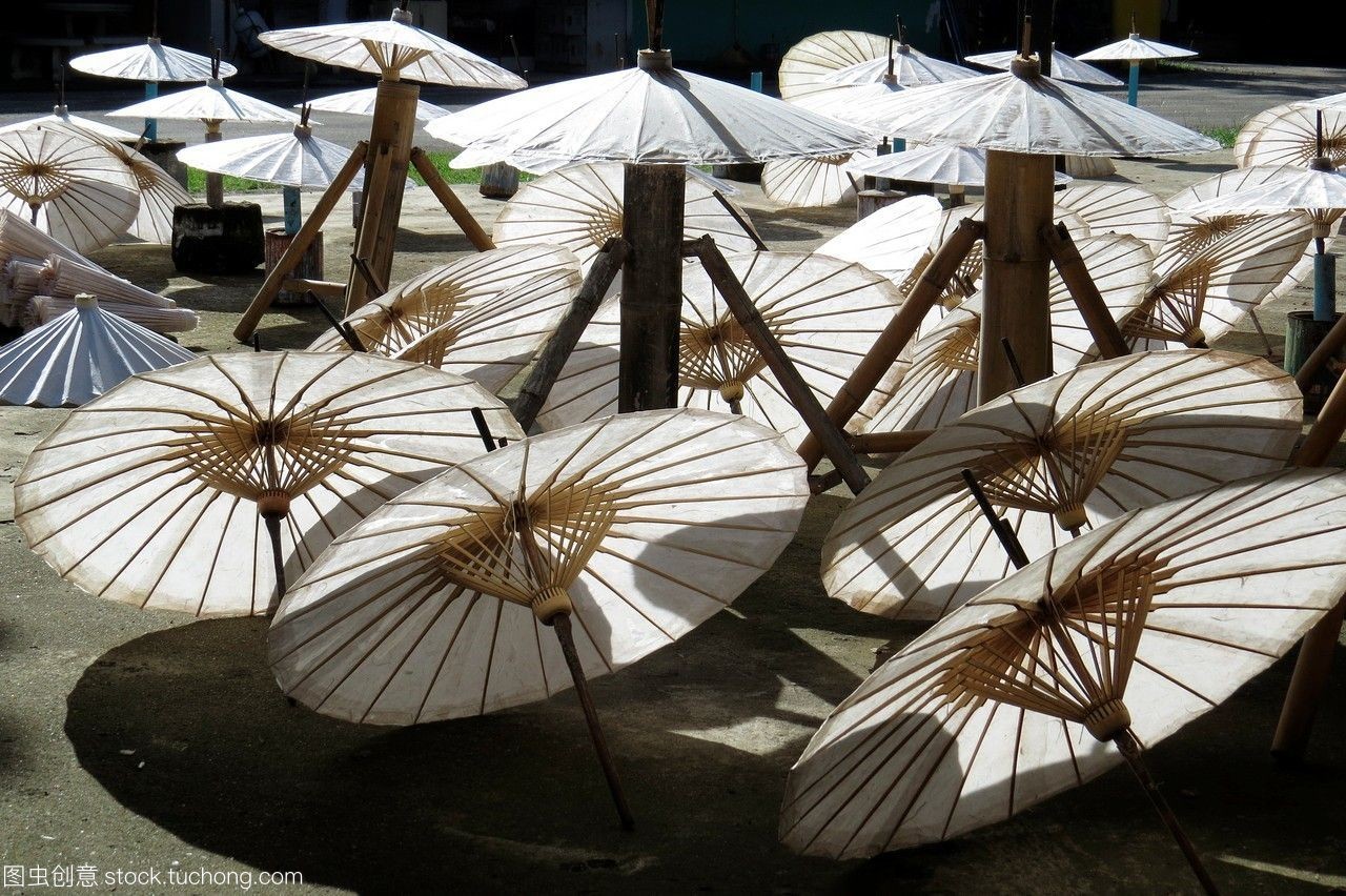 探寻清迈手工艺之美 SA纸与伞工艺品中心